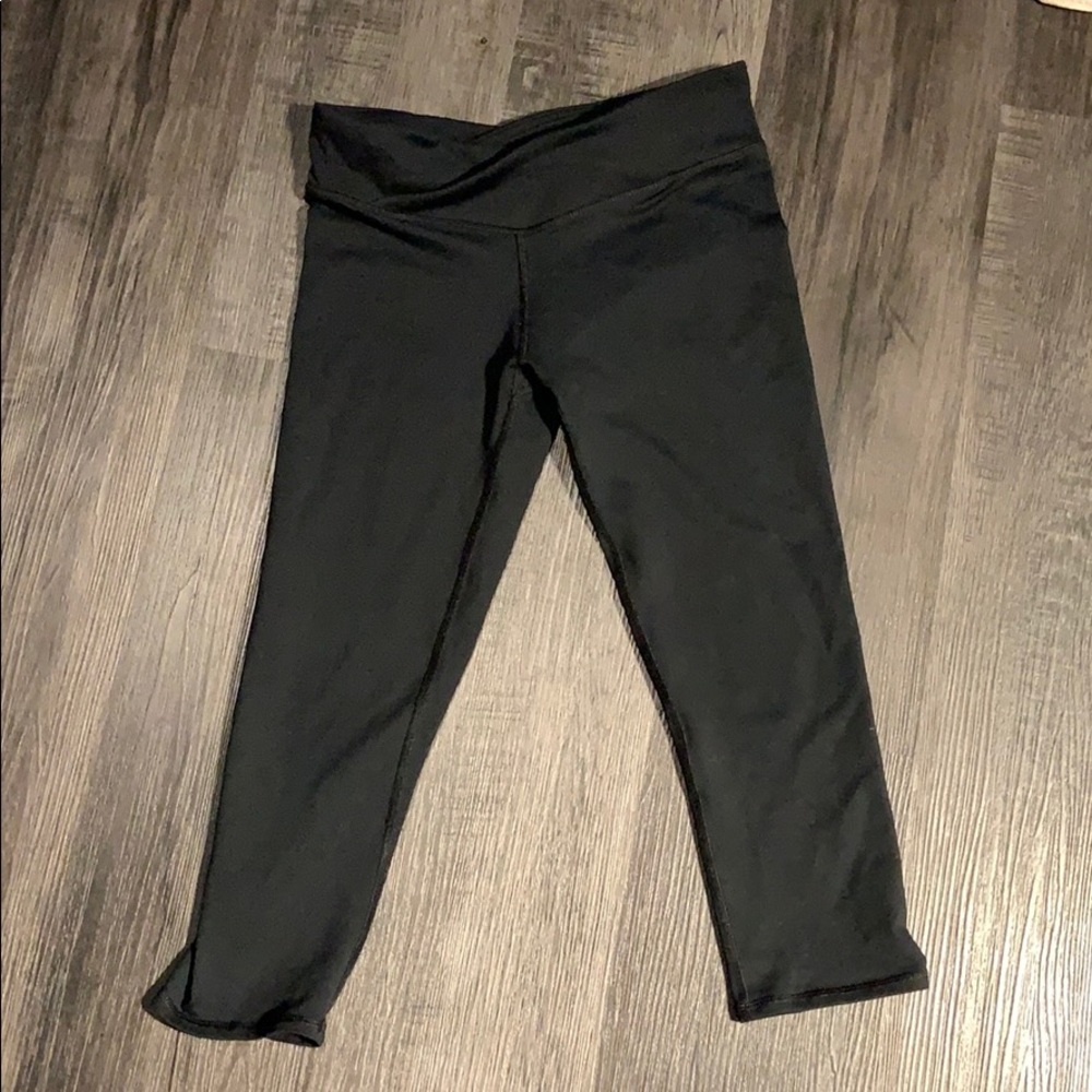 Fabletics crops. Never worn. Size XS